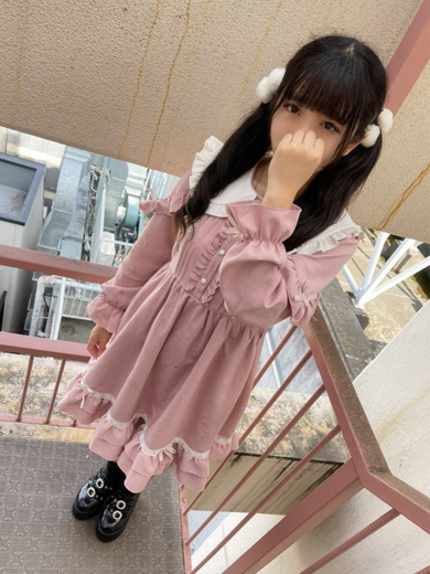 梨瑠(りる)